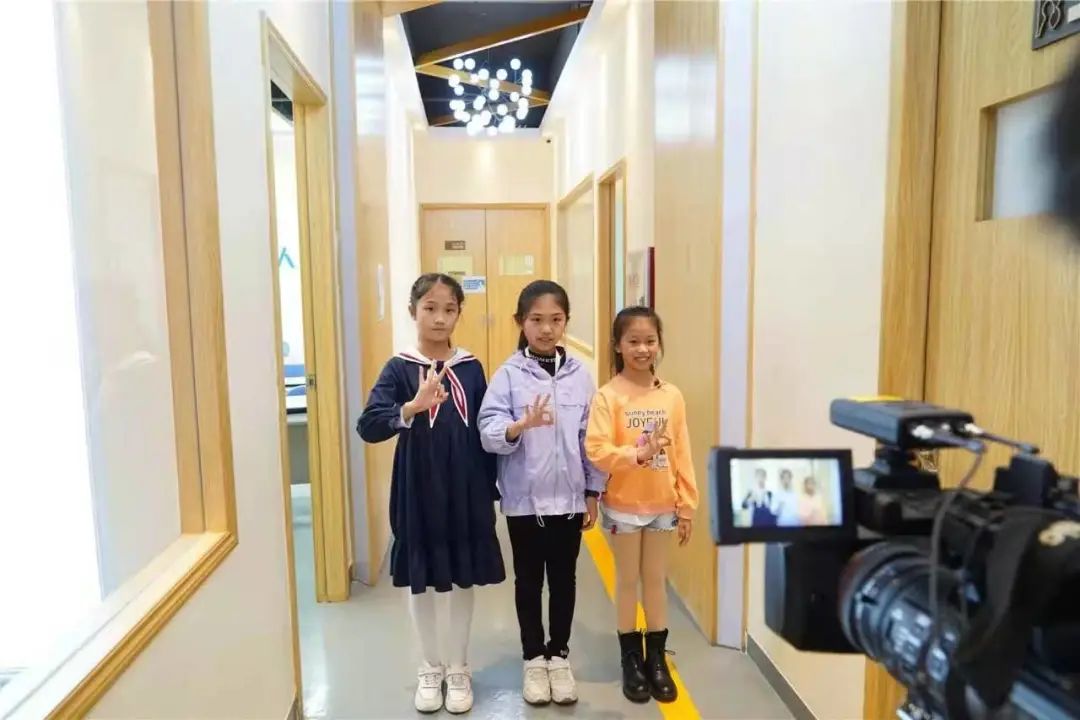 dc5f6500db753e86d8d96617b4ee76b_ABC看图.jpg 图片